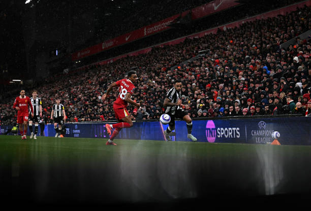 满悬念与期 满悬念与期